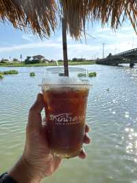 รักษ์น้ำคาเฟ่ คาเฟ่ริมแม่น้ำท่าจีน สุดชิล สามพราน