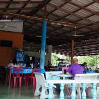 ร้านเอชวนชิม ก๋วยจั๊บ ไชโย