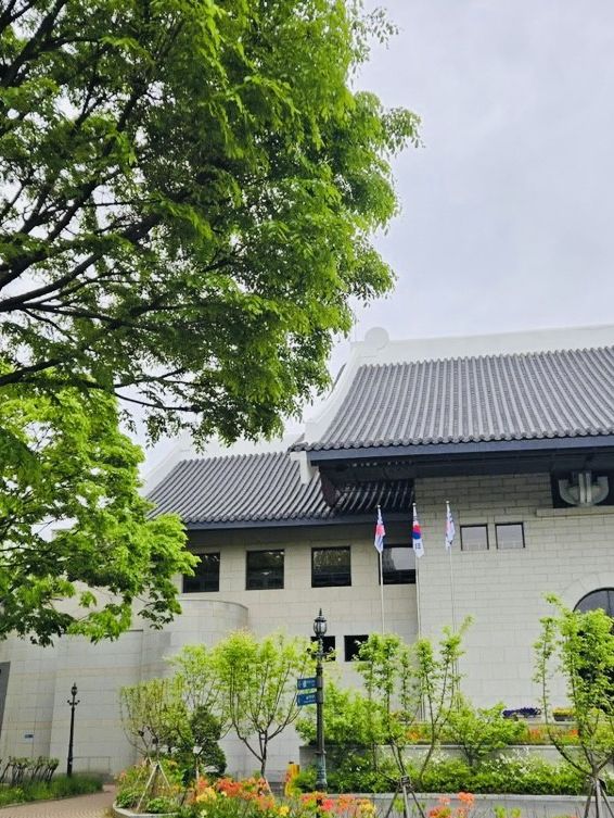 A Pleasant Stroll Along Yangjaecheon-gil