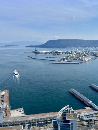 A Slow Day Out in Takamatsu – Sea Views, Cool Finds & Local Charm