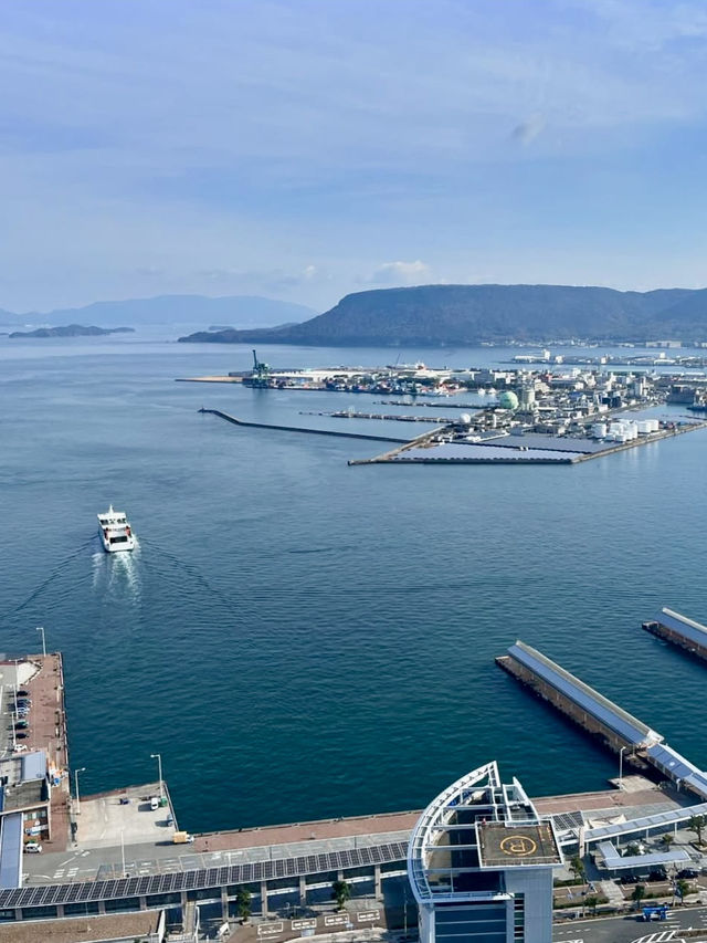 A Slow Day Out in Takamatsu – Sea Views, Cool Finds & Local Charm