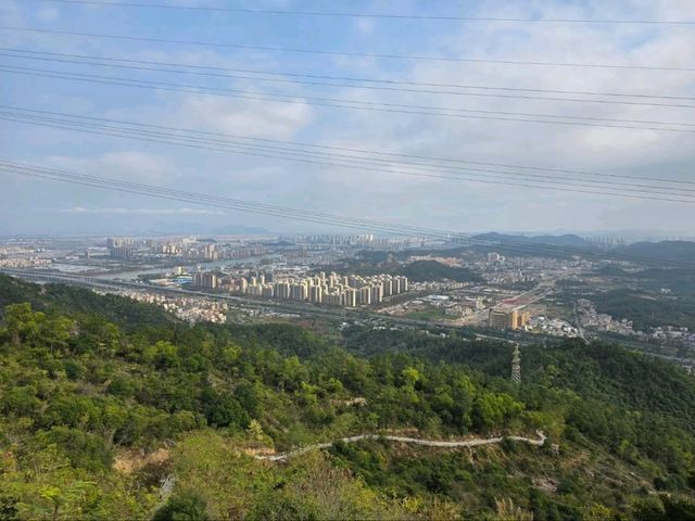 Easy Hike, Sweet Views