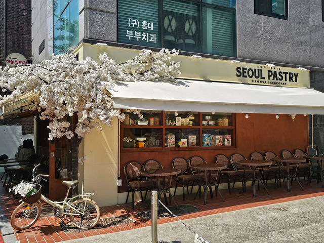 延南洞🇰🇷 輕鬆氛圍的咖啡店☕️