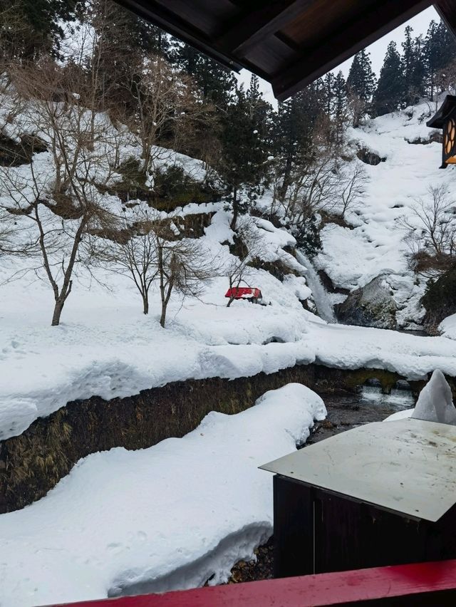 现实版千与千寻｜银山温泉梦幻雪景一日探险❄️