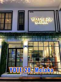 Chic Design, Cozy Vibes, and Adorable Cats – A Perfect Hostel Experience at Melaka! 🐱🐈‍⬛🐈