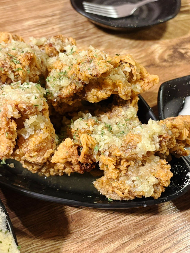 이런 치킨은 처음일껄? 제주에서 3시간 웨이팅한 현지인 치킨맛집