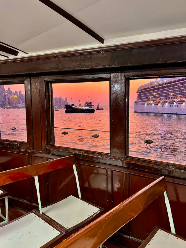 Victoria Harbour, Hong Kong