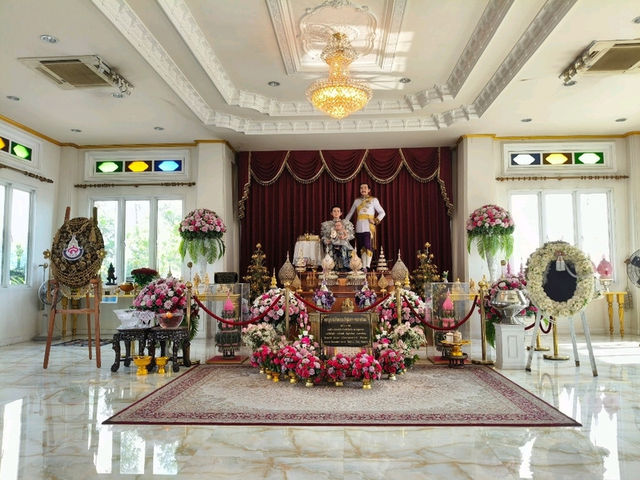 พามาทำบุญไหว้พระ ขอพร วัดกู้ อ.ปากเกร็ด จ.นนทบุรี