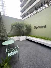 SIPSTERS Coffee Bar Space ☕️ คาเฟ่ลาดพร้าว