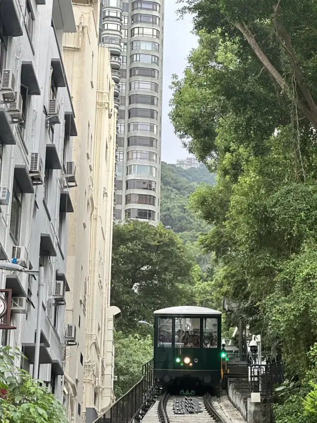 Check-in at the Hong Kong tram sightseeing spot 🫶