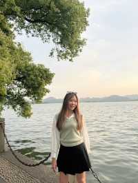 เดินเล่นรอบทะเลสาป  Xihu