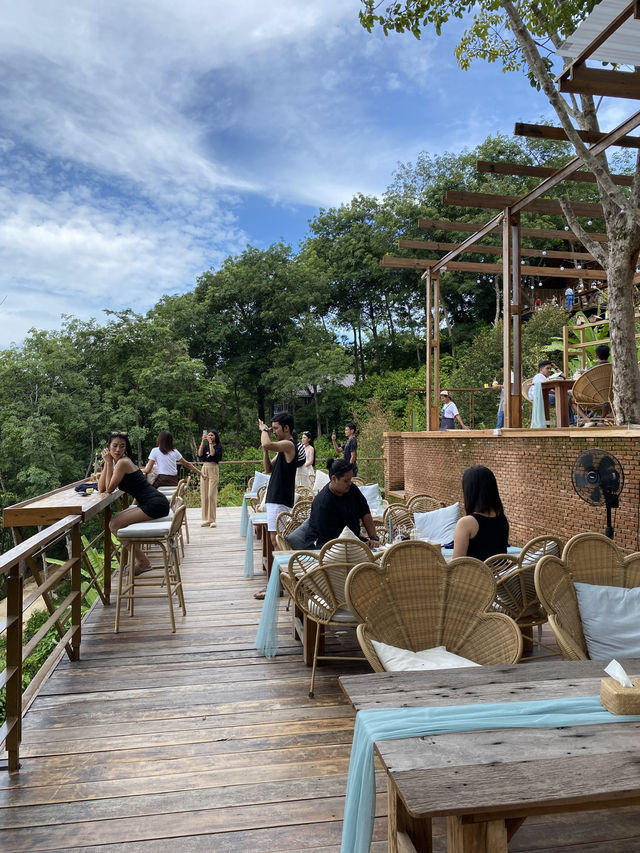 คาเฟ่ บ้านไร่ไอทะเล