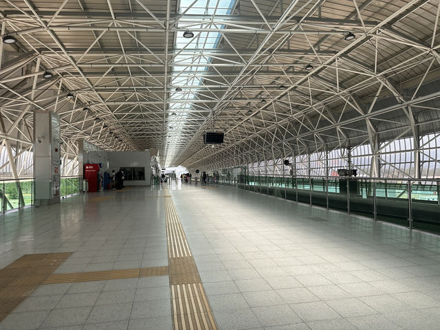 【パナマ・メトロ 空港支線（El Ramal）｜トクメン空港から市内へ直結！】