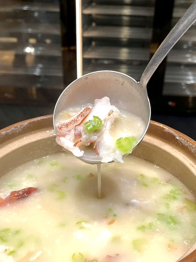 不愧是深圳高端火鍋界的天花板 💕 大海的鮮味在鍋中翻滾