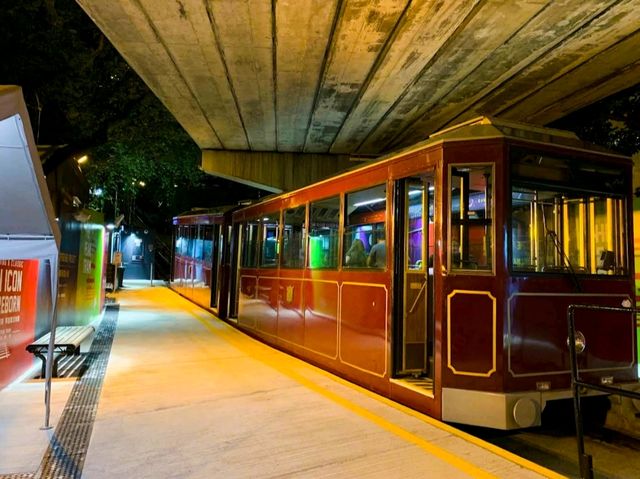 🚉 : The Peak Tram เที่ยวฮ่องกง 🏙️