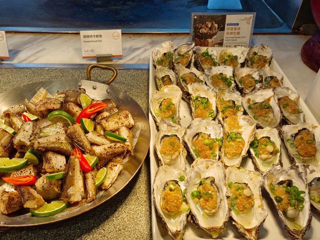 台北六福萬怡酒店，敘日全日餐廳