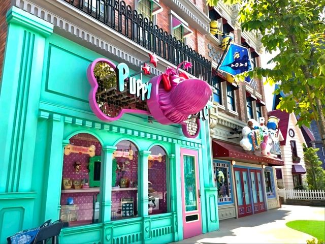 Go Bananas in Minion Land Universal Studios Singapore!