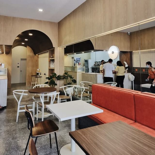 Sunji Cafe — คาเฟ่เล็ก ๆ 