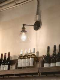 上環cafe，有供應餐酒
