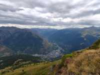 Hiking Montcorbison, Legs on Fire, Views on Point