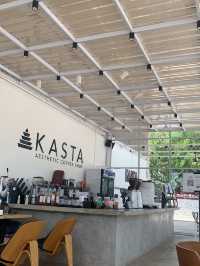 From Lazy Bags to Latte Art, Kasta’s Signature Flow