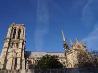 🗼 Sailing Through Parisian Dreams – River Seine Cruise