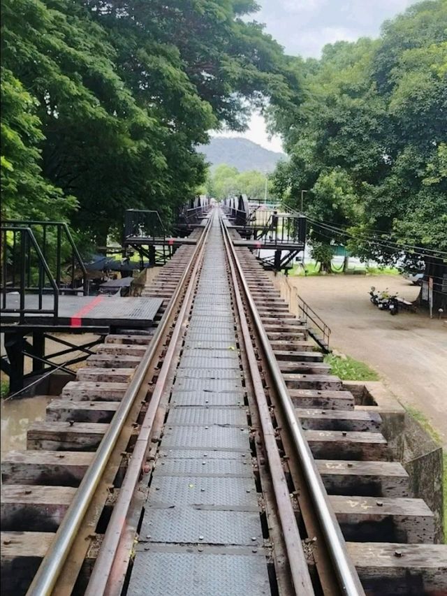 สะพานข้ามแม่น้ำแคว ประวัติศาสตร์ยาวนานสมัยสงคราม