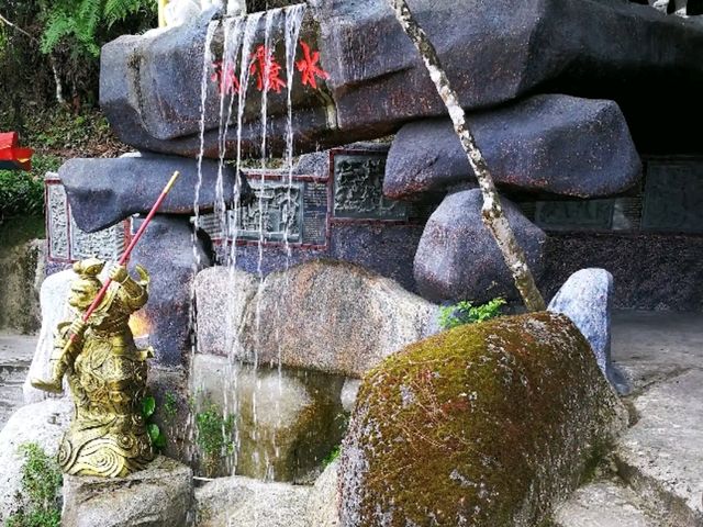 🛕 Chin Swee Caves Temple: A Spiritual Escape Above the Clouds