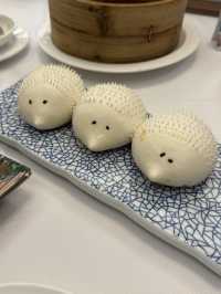 色香味俱全，特別推薦黃金炸蓮藕餅，好食到爆炸