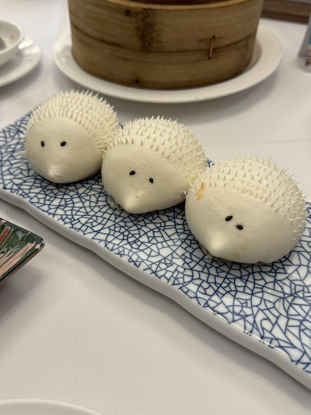 色香味俱全，特別推薦黃金炸蓮藕餅，好食到爆炸