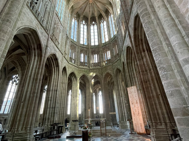 Mont-Saint Michel มหาวิหารกลางน้ำแห่งนอร์มังดี