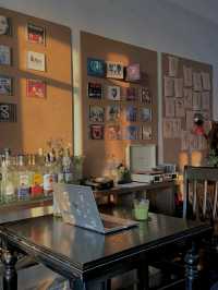 Another Line Coffee & Bar offers
