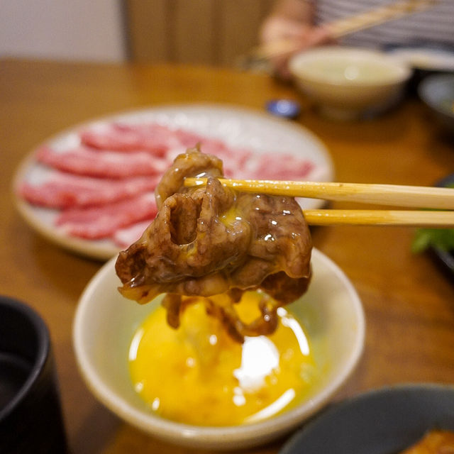 🍲觀塘工廈隱世美食！親民價體驗正宗關西風壽喜燒🥩✨
