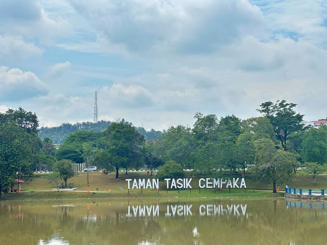 Taman Tasik Cempaka: Bangi’s Lake, Laughter & Leisure Spot