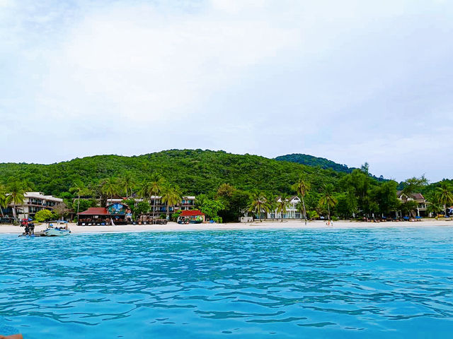 Escape to Pulau Redang – Where Paradise Meets Serenity ✨🌊