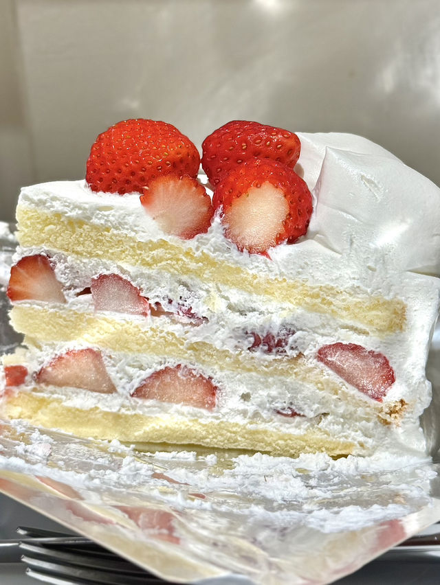 【愛知観光】˗ˏˋ 夏だからこそ美味しい苺のケーキ🍓 ˎˊ˗