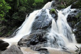 น้ำตกแม่วะ น้ำตกสวยใน อ.เถิน จ.ลำปาง