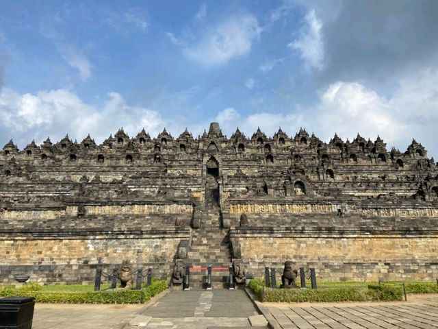 บุโรพุธโธ (Borobudur)