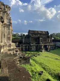 🏯 Visiting Angkor Wat: Essential Tips & Tricks for First-Timers