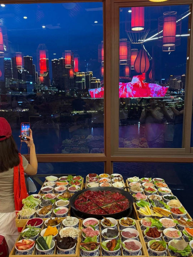 ✨ Hotpot with a View – Where Hongya Cave Meets Qiansimen Bridge ✨