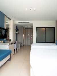 พักผ่อนสบายใจกลางป่าตอง ที่ Andakira Hotel Phuket
