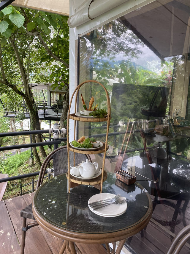 กะช่องฮิลล์ / Kachong Hills Resort Cafe & Bistro