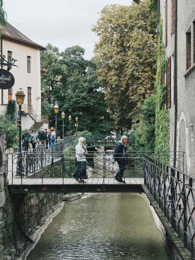 歐洲旅遊 阿爾卑斯腳下的夢幻水都 - 安錫 (Annecy) 