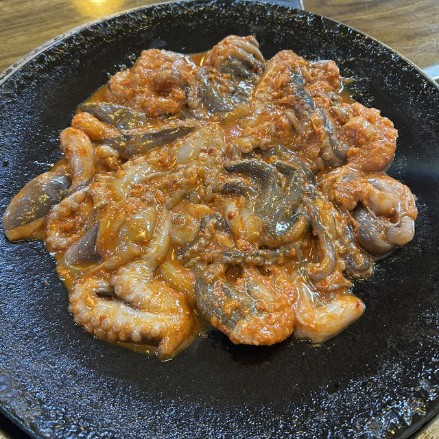 【🇰🇷：南浦洞】タルタルソースを付けたら絶品🐙