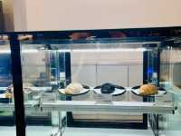 Ten Thousand: minimalist cafe at Lotte West Lake🇻🇳🎉