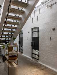 On The Hill: คาเฟ่คุกเก่าใจกลาง Central 🌁