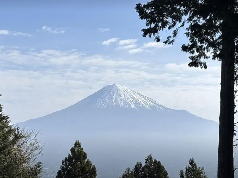 サ*ー様 DONEK World Coltural Heritage Mt.fu Climbing Mt. Fuji] ~ A World Cultural Heritage Site. | Trip.com