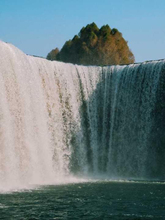Jiulong Waterfall — The “Nine Dragons” Roaring Through Yunnan