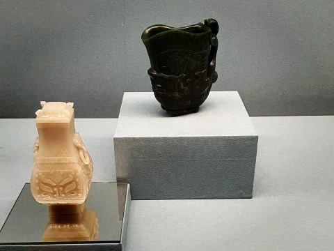 天への畏敬と事物の探求：国立故宮博物院所蔵の翡翠工芸品展 - 翡翠