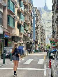 A stroll through the heart of Macau!